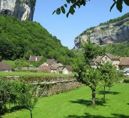 Les Gites Des Hautes Roches Hébergement de vacances Granges-sur-Baume